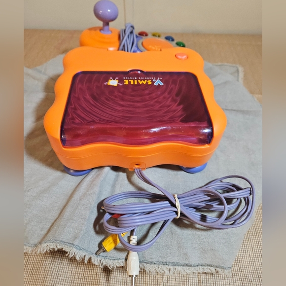 Vtech vsmile tv learning system game console with controller - Picture 6 of 13